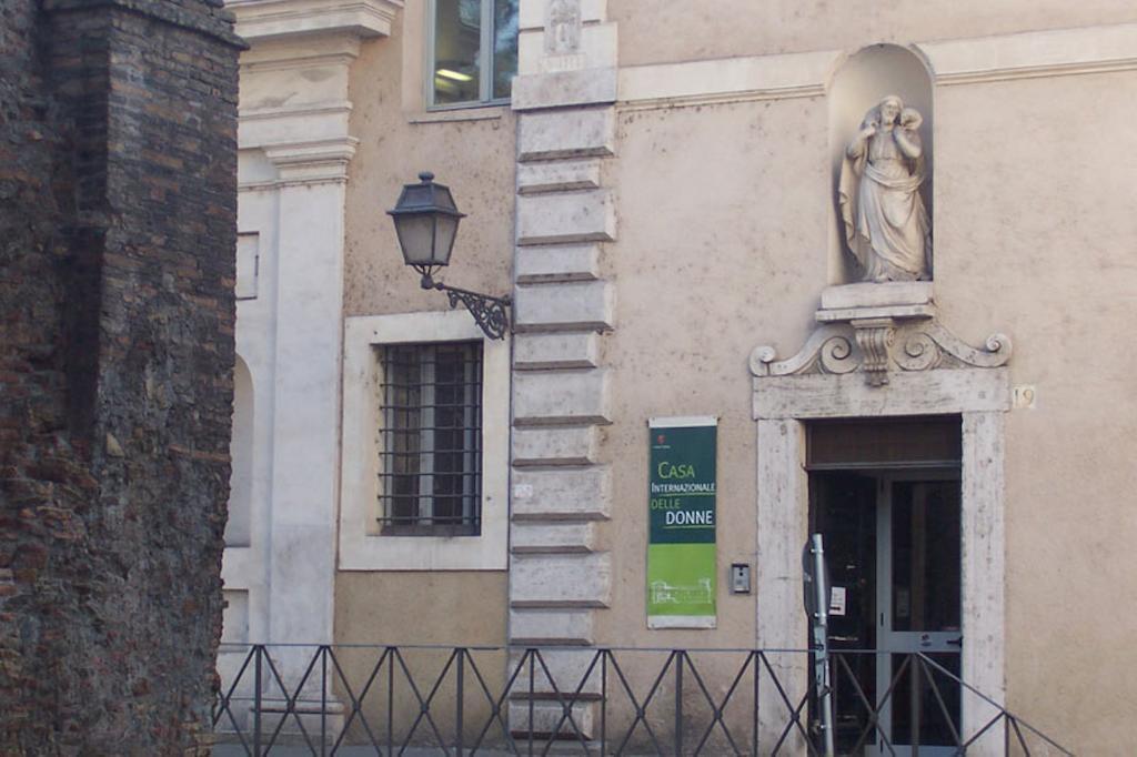 Orsa Maggiore Hostel For Women Only Roma Exterior foto
