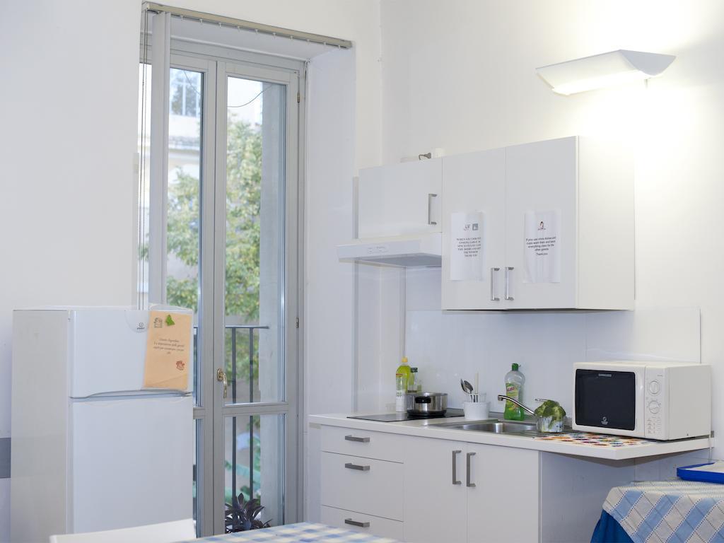 Orsa Maggiore Hostel For Women Only Roma Exterior foto
