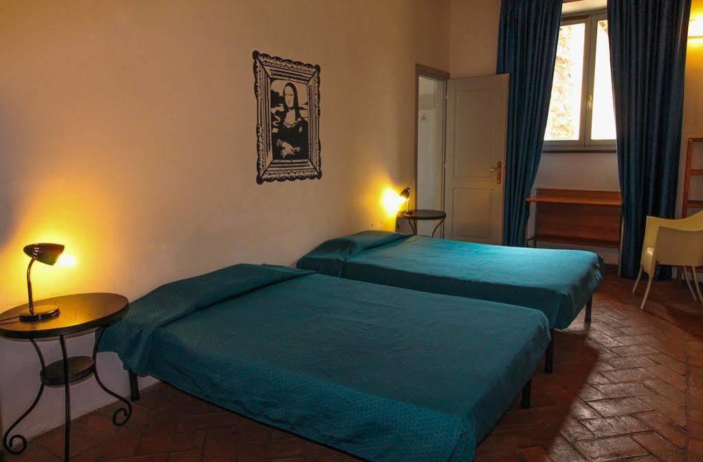 Orsa Maggiore Hostel For Women Only Roma Exterior foto