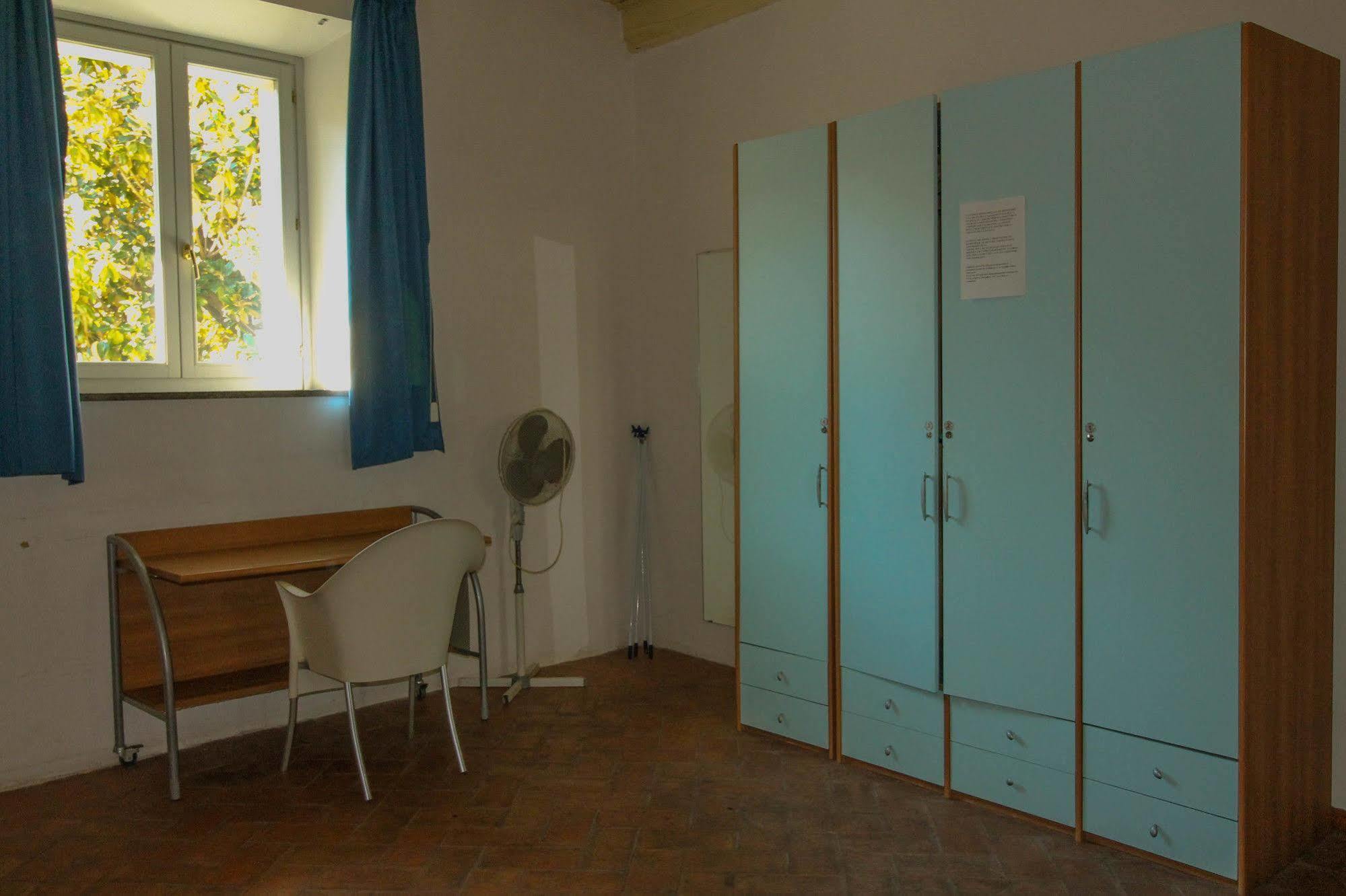 Orsa Maggiore Hostel For Women Only Roma Exterior foto